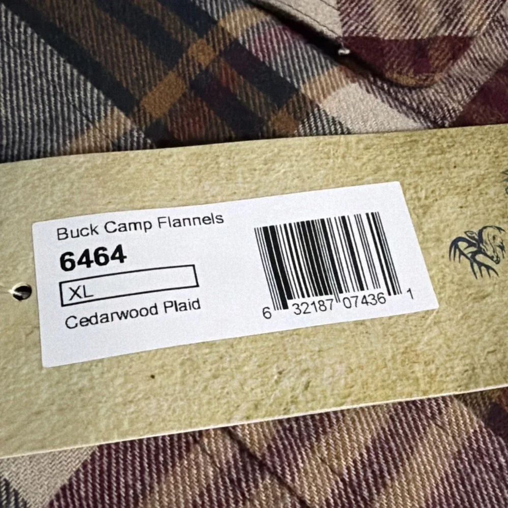 NWT Legendary Whitetails Men's Buck Camp Cedarwood Plaid Flannel Shirt Sz XL